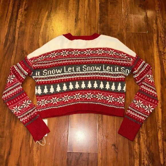 New Jessica Simpson Christmas Sweater - Picture 2 of 4